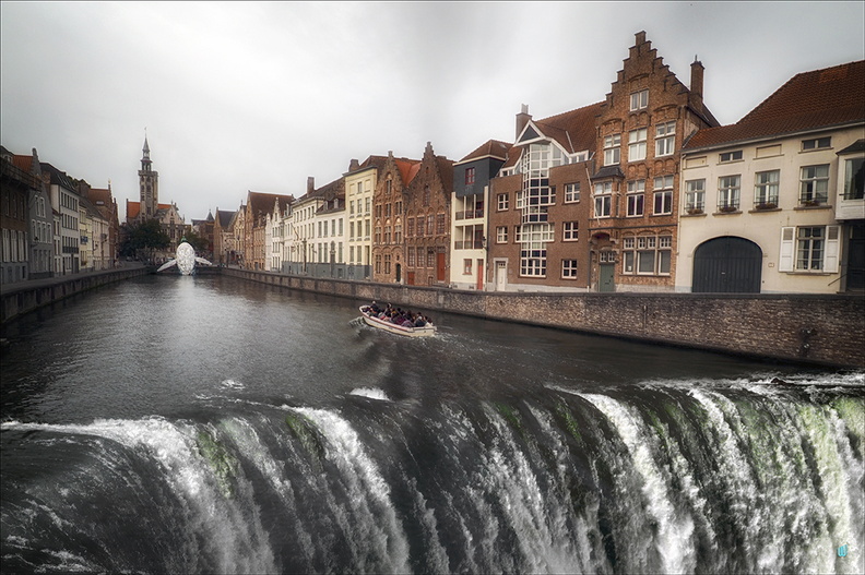 Canal falls in Bruges