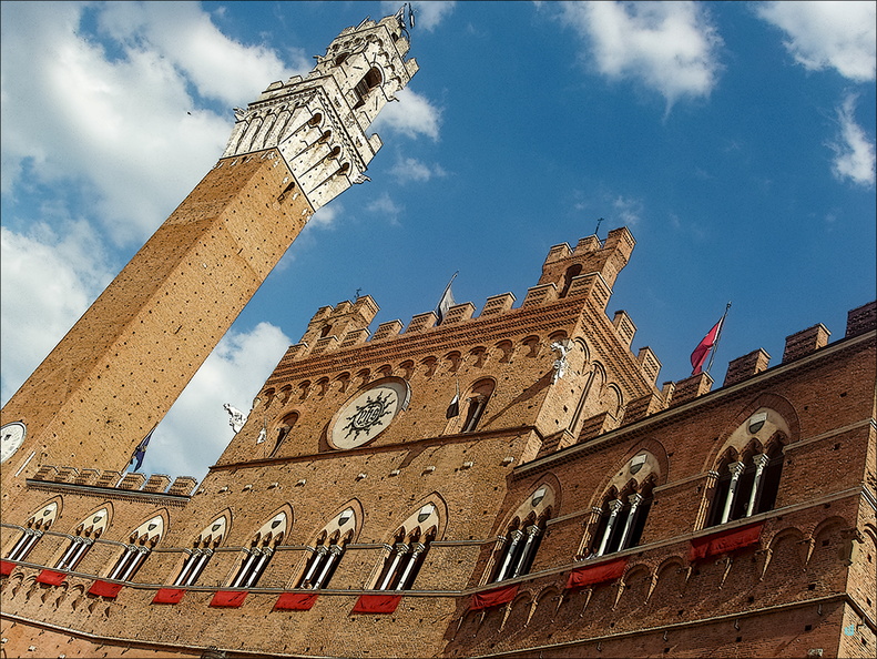 2007 08 16 498-sienne-001 copie-733px