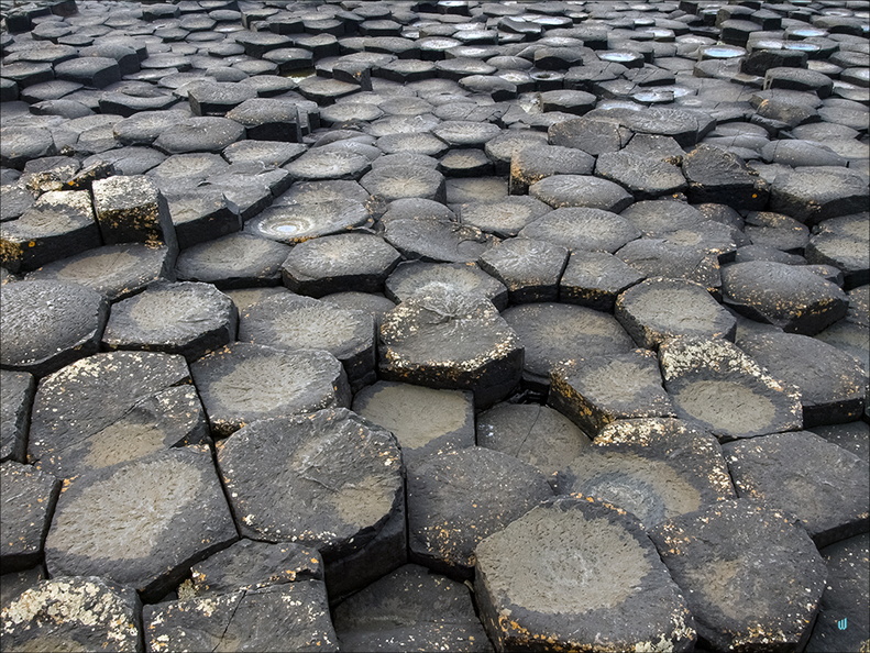 P6153967-gc-stones copie-733px