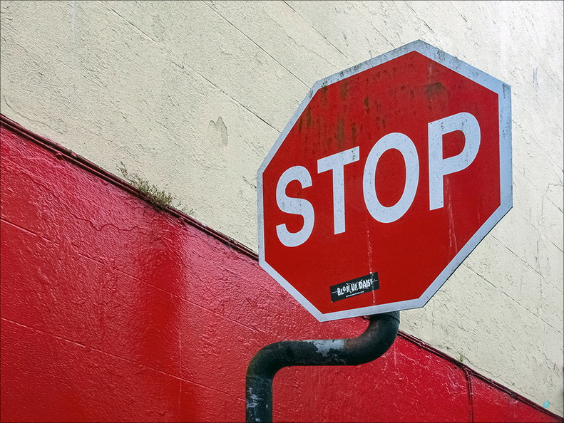 P6234959-stop copie-733px