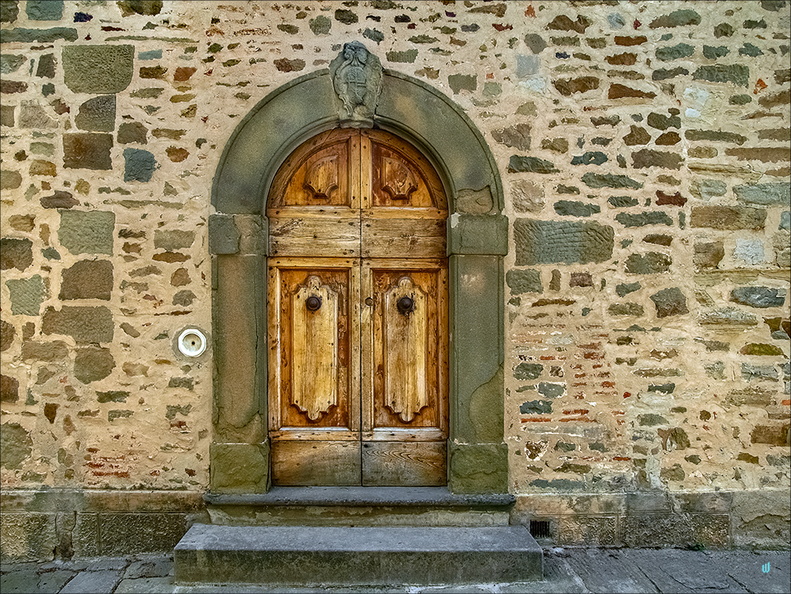 Antico portale