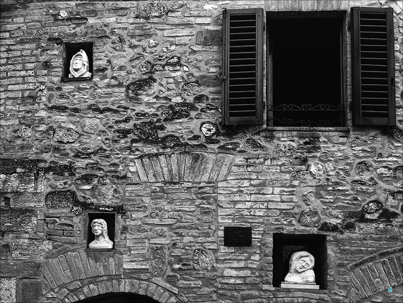 P7072315-facade copie-733px