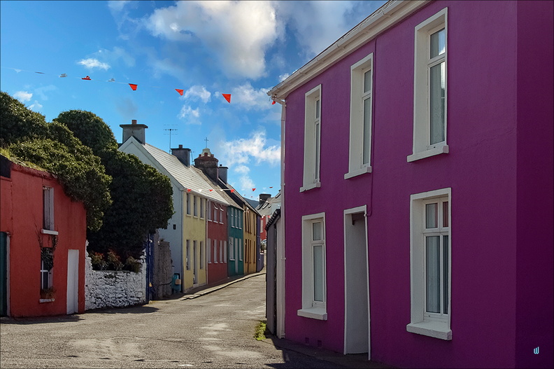 Eyeries - Colorful street 01