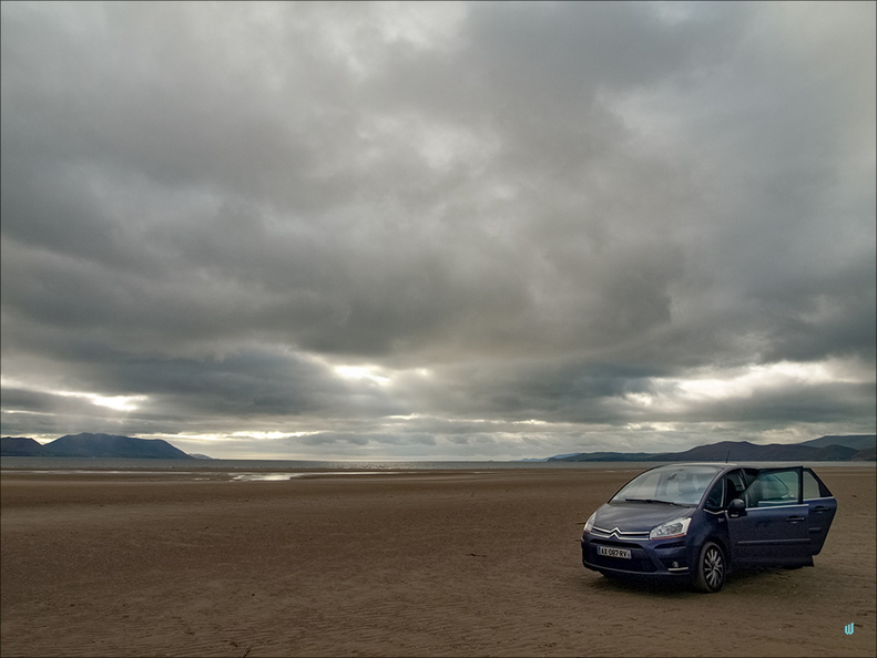 Inch - Beach adventure 03