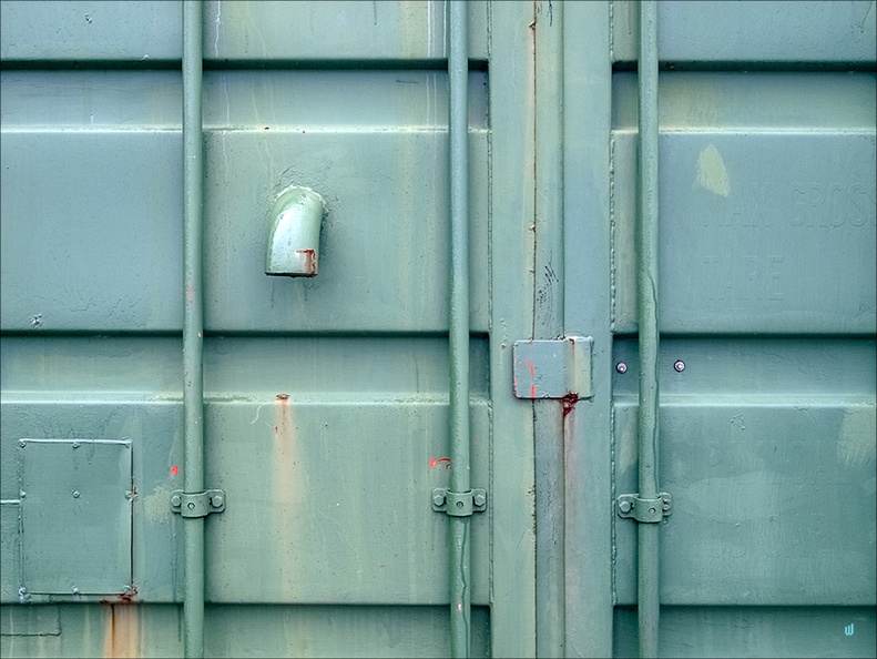 Container